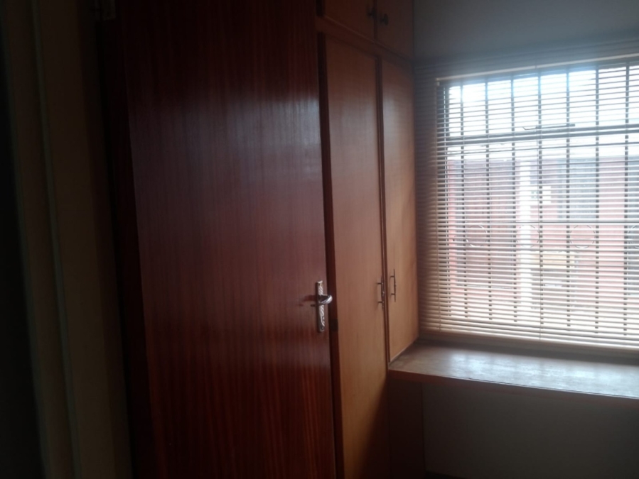 1 Bedroom Property for Sale in Brandwag Free State